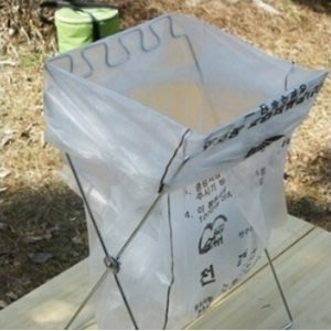 MAY SHOP【105062040】 新款韓式折疊垃圾架 垃圾袋專用垃圾架(熱賣款)