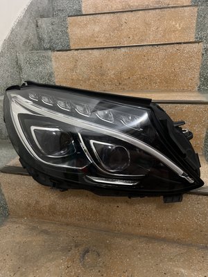 13000 特價腳斷已修好 Benz w205 LED 小改前雙魚眼大燈 0908505911