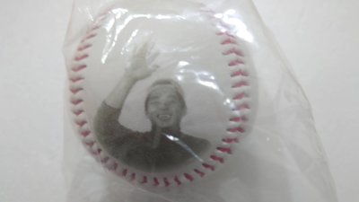 TML台灣大聯盟張誌家初登板印刷簽名紀念球一顆~500元起標