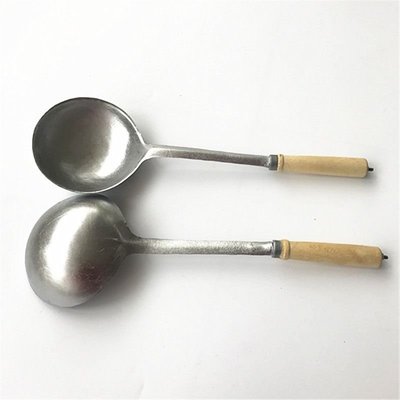 老式加厚手工鑄鋁勺蛋餃勺湯勺飯勺木柄勺子裝粥勺舀水勺鋁瓢水殼~特價~特價