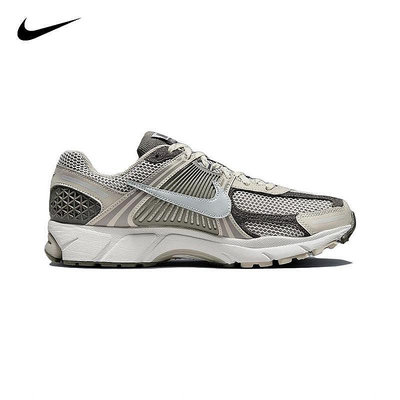 【明朝運動館】Nike Zoom Vomero 5  耐吉 休閑鞋 老爹鞋 復古 灰 FD0791012 卡其 FB8825001耐吉 愛迪達