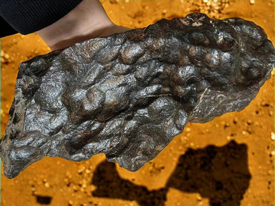 【二手】撒哈拉沙漠石隕石大擺件 難得的鐵質觀感！ 古董 老貨 收藏 【錦繡古玩】