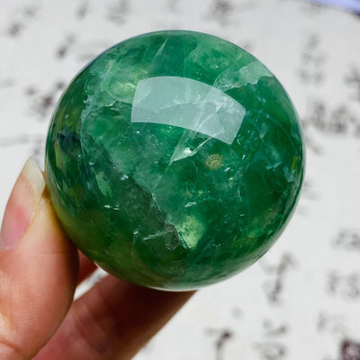 B488天然綠螢石水晶球擺件綠色水晶原石打磨屬木客廳辦公家居 水晶 原石 擺件【玲瓏軒】