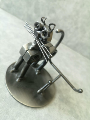 【二手】日本回流鐵藝螺母貓擺件小架子，鑄鐵螺絲母焊，創意擺件，挺有意64601【李掌櫃】