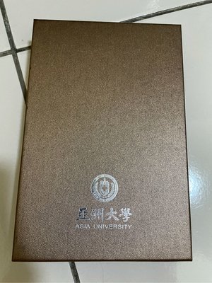 亞洲大學牛皮手札