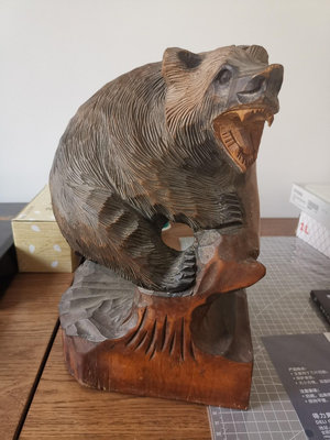 日本回流北海道木雕熊尺寸21*18*32，超大的一個，喜歡木24600