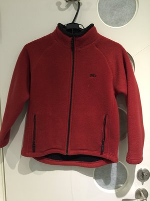 《寒流保暖必備》Gap 紅色極保暖刷毛外套 尺寸L (10)