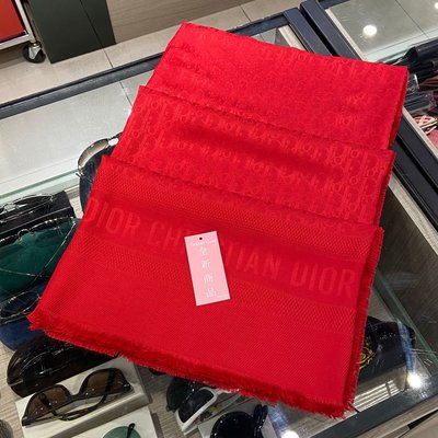 ⭐️ 香榭屋精品店 ⭐️ DIOR 紅色印花Logo羊毛大披肩 140x140 cm (W2097) 全新商品