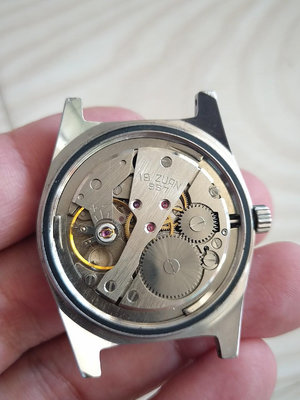 出售老上海7120手動機械手錶，全部原裝極品成色，機芯嶄亮如