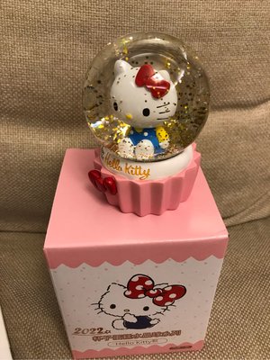 Hello Kitty 杯子蛋糕水晶球系列 限量 全新 現貨