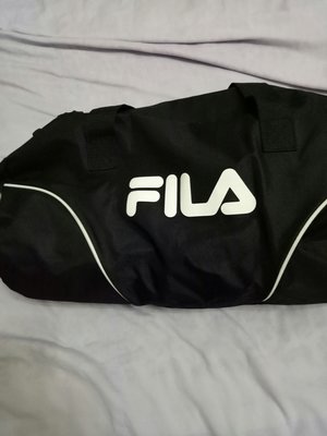 FILA旅行袋34x59x21cm(櫃門邊彩袋）付斜背帶