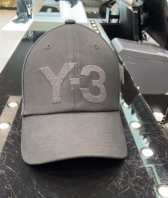 （售出）全新 Adidas Y-3 Classic Logo 黑色帽子