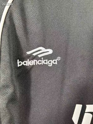 巴黎世家Balenciaga NEW|曼聯新款t恤巴黎世家Balenciaga NEW |曼聯新款t恤 顏色:黑色  粉色  螢光綠 白色