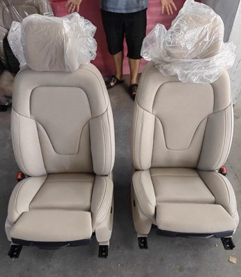 拍賣專加 BENZ VITO V220d V250d V300d 各商務車專用前座電動椅 手動椅 各項零件拆車件改裝件