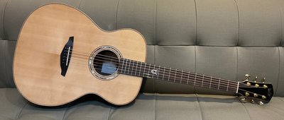 Fingerstyle指彈吉他 全單板木吉他Acoustic Guitar Veelah V8-OM附原廠硬盒 (全新)