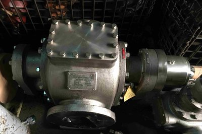 日本大東 DAITO GEAR PUMP KH-75JKM-240白鐵齒輪抽油幫浦 入口:6英吋 出口:6英吋 油壓泵