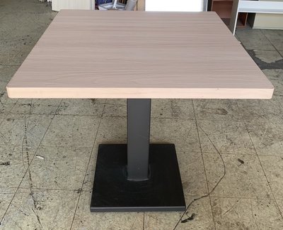 鑫高雄駿喨二手貨家具(全台買賣)---2.5尺 木心板  餐桌 2人 二人 營業用餐桌