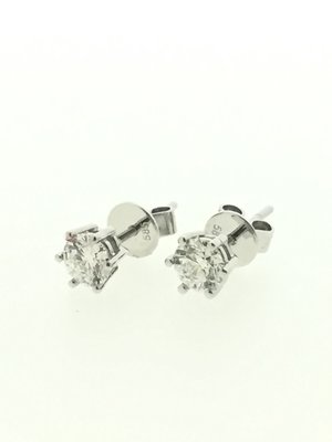 【益成當舖】流當品 特價結緣 白K金35分（0.35克拉）GIA六爪鑽石耳環 已售出