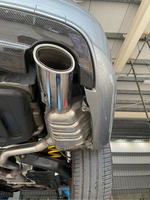 Benz W204 C300原廠排氣管中尾段 原廠排氣管尾段 消音桶