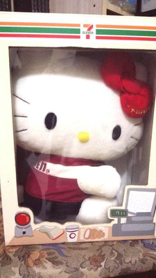 可議價～具收藏價值~Hello  Kitty小七店長限量紀念版~免運費