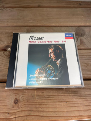 古典CD  莫札特：第1~4號法國協奏曲MOZART：Horn Concertos Nos.1-4