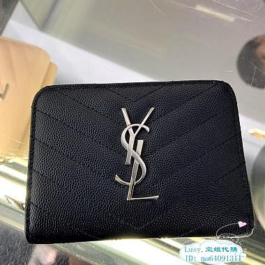 空姐副業聖羅蘭 YSL Saint 403723 小牛皮荔枝紋 金/銀Logo 黑色拉鍊短夾 專櫃全新 卡包 證件