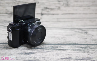 Nikon J5 黑色 10-30m 變焦鏡組 微單眼 快門數4149張