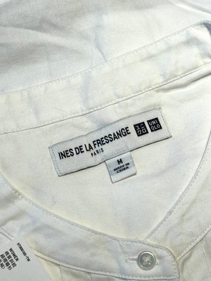 【UNIQLO聯名INES DE LA FRESSANGE】全新吊牌未拆，棉質斜紋長袖細摺襯衫，白色，Ｍ號，原價990元，僅此乙組