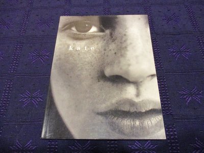【三米藝術二手書店】《Kate》Kate Moss 攝影專輯~~珍藏書交流分享，PAVILION出版