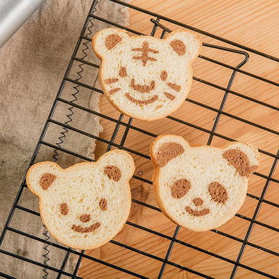 [新到]日本 TIGERCROWN CakeLand熊頭面包模筒式吐司模帶撒粉篩