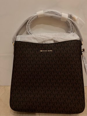 Michael Kors jet set 滿版拉鏈斜背包大款