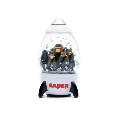 大東全球購~AAPE 猿人軍團樹脂火箭水晶球擺件盒裝禮品NOWGXXH