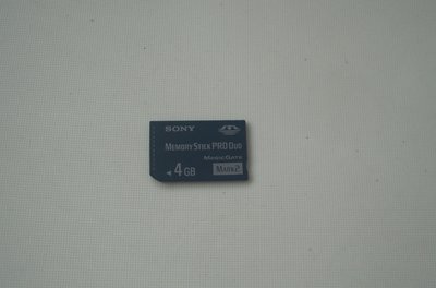原廠 SONY PSP 記憶卡 MS Pro Duo 4G