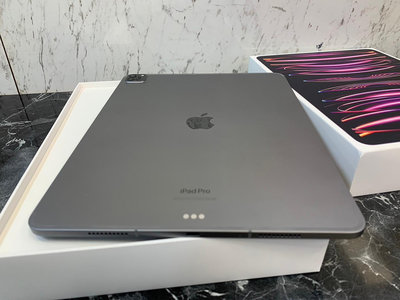 💜拆封新品💜台灣公司貨🔋100% 🔹M2晶片🔥【Apple 蘋果】 iPad Pro 6代（12.9吋）128G 黑色wifi版🔹