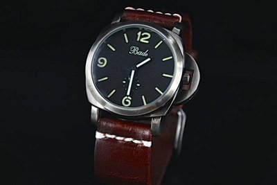 粗獷風格非精品超清晰panerai小沛風格造型石英錶,小秒針+brown 咖啡色錶帶,龍頭護橋