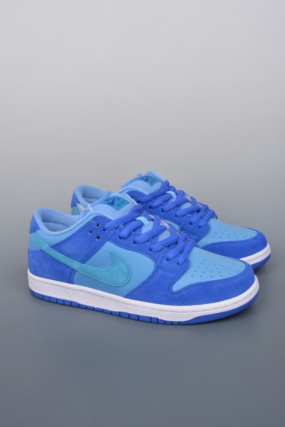 Nike SB Dunk Low “Blue Raspberry” 藍樹莓官方貨號：DM0807 400