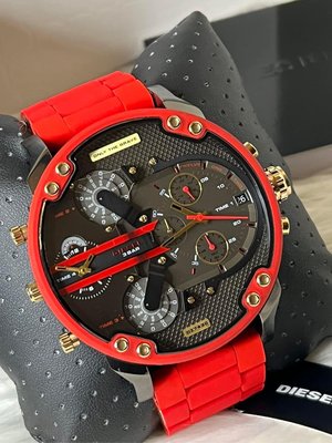 DIESEL Mr.Daddy2.0 灰色錶盤  紅色橡膠覆不鏽鋼錶帶 石英 三眼計時 男士手錶 DZ7430