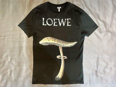 （已售出）Loewe 經典 香菇 絕版 Logo 黑色 短袖 T恤 上衣
