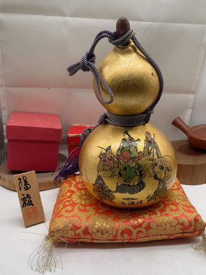 w日本回流，金箔七福神葫蘆，帶原盒，帶陶歷。