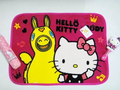 【正版】Hello Kitty KT 與跳跳馬 絨毛地墊/地毯 ~~ 桃紅 ~~