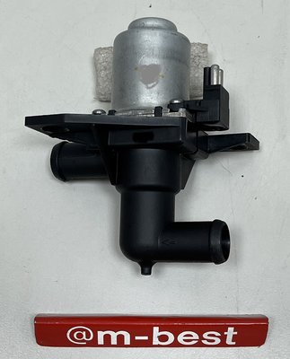 BENZ W201 M102 1983-1993 熱水泵浦 水幫浦 馬達 邦浦 熱水閥 暖氣熱風 0008307284
