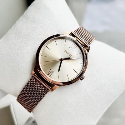 【金台鐘錶】CASIO卡西歐 簡潔大方 時尚必備 玫瑰金 米蘭不鏽鋼錶帶(女錶)(金面) LTP-E157MR-9A