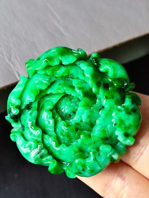 ❤妙玉生花優品購❤冰滿綠牡丹花，飽滿無裂，色澤豔麗，水潤細膩，尺吋49/46/11.3mm