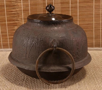日本早期古鐵茶壺 鐵釜