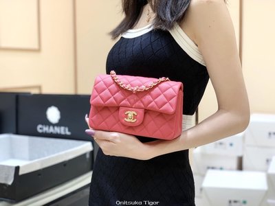 二手CHANEL CF 20CM 大mini 經典款之Classic flap bag A01116桃紅色