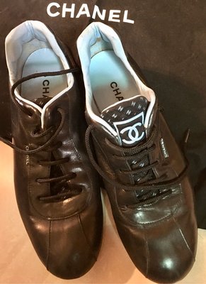 CHANEL香奈兒 黑色真皮 鞋帶 休閒鞋 運動鞋防滑底 舒適37.5 狀態如圖