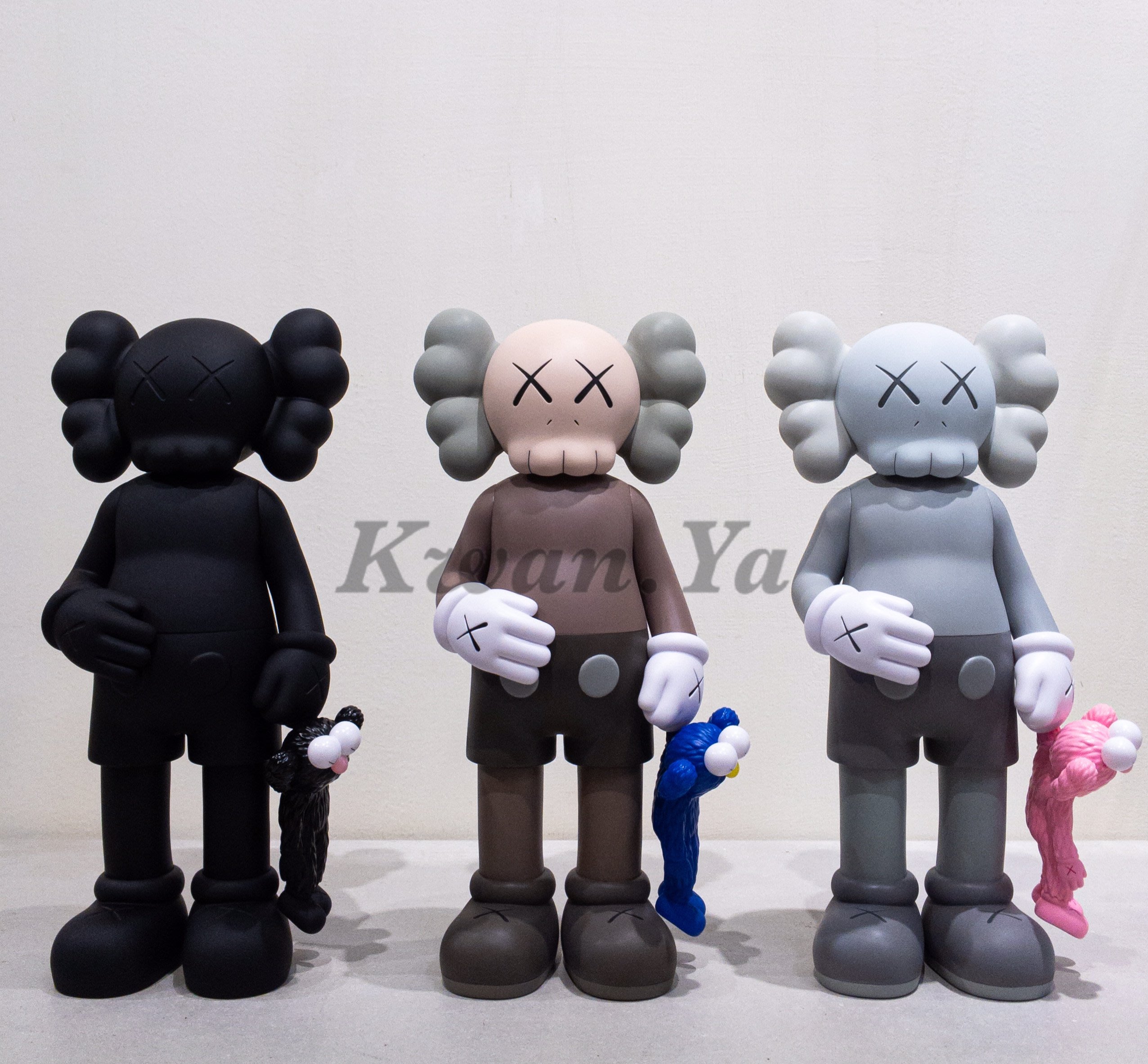 Kaws Share Bff Companion 潮流玩具公仔藝術村上隆中村萌空山基奈良美智banksy Yahoo奇摩拍賣