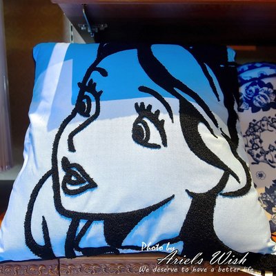 Ariel's Wish-東京迪士尼Disney愛麗絲Alice時鐘兔子妙妙貓tiffany天空藍色小枕頭抱枕靠墊-現貨