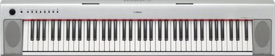 『立恩樂器』免運優惠 新品發表 YAMAHA NP32 76鍵 電子琴 手提式 白色