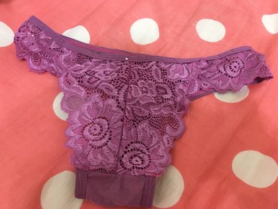 ⭐️謎音的尋寶樂園⭐️紫色蕾絲丁字褲♥️Z8